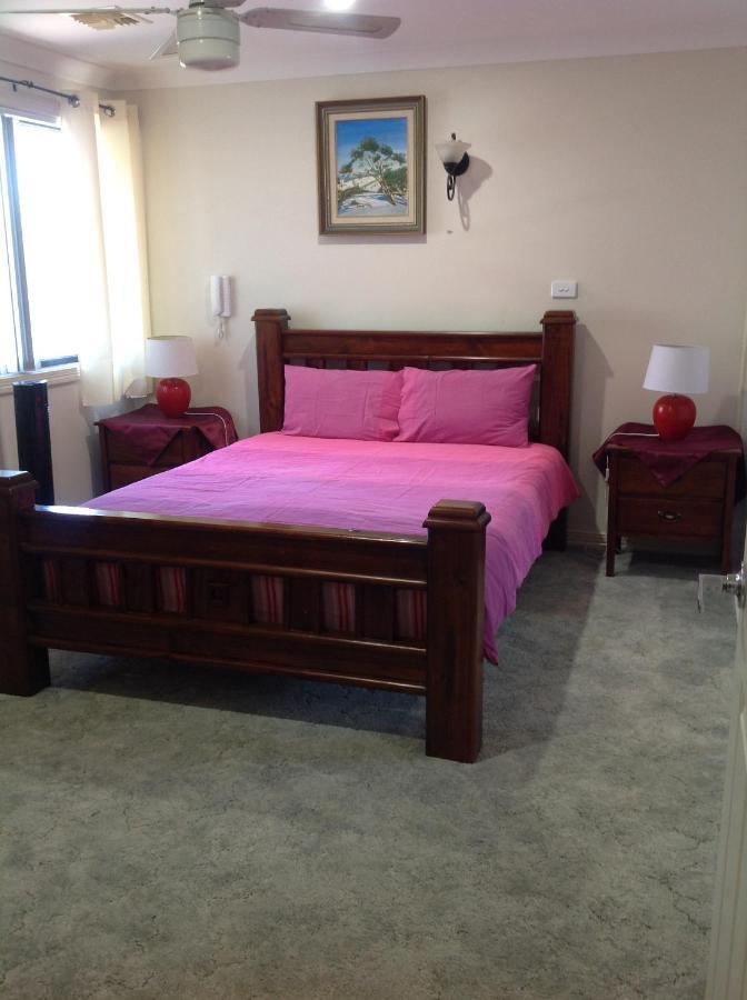 קנברה A Home Away From Home מראה חיצוני תמונה